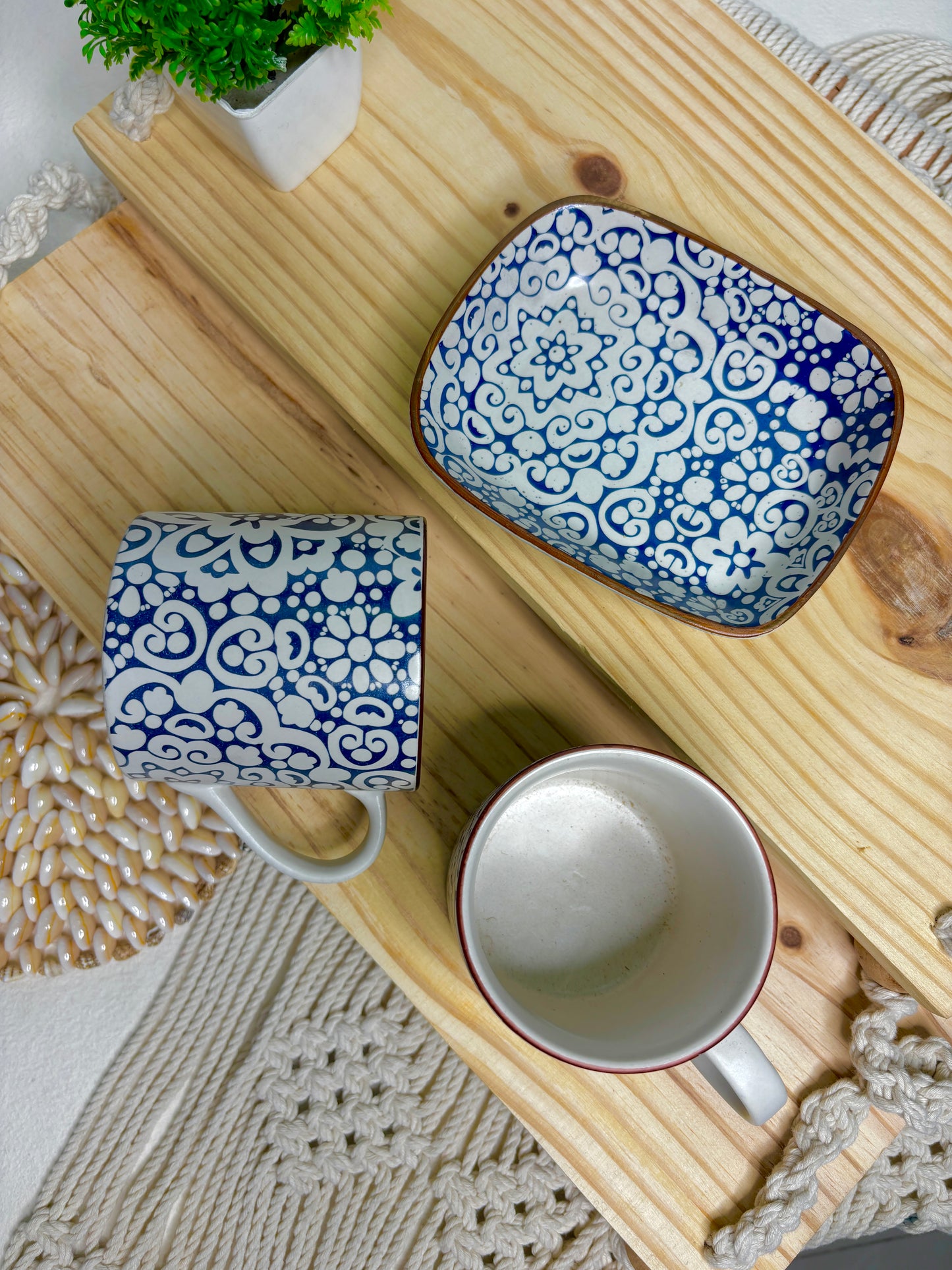 Timeless Bloom Ceramic Set