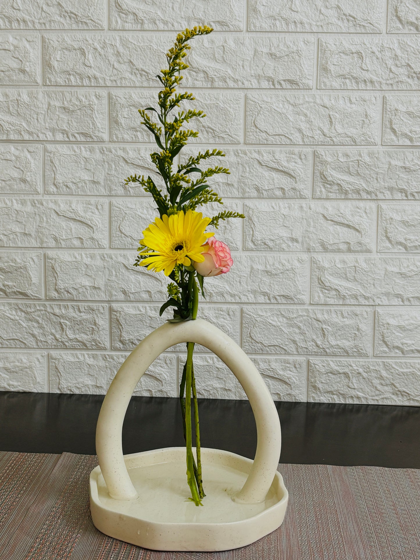 Arc Elegance Ceramic Vase